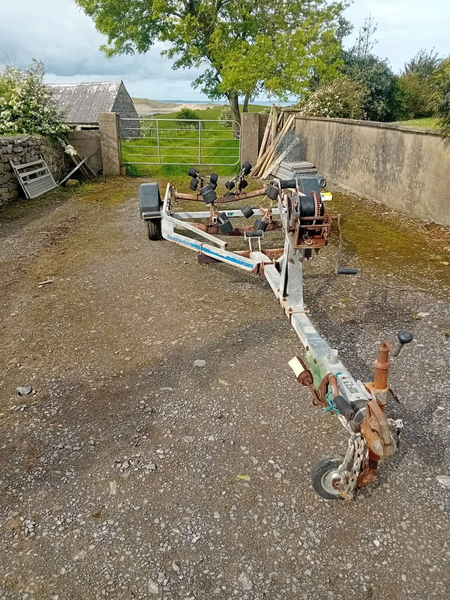 boat trailer - Image 1