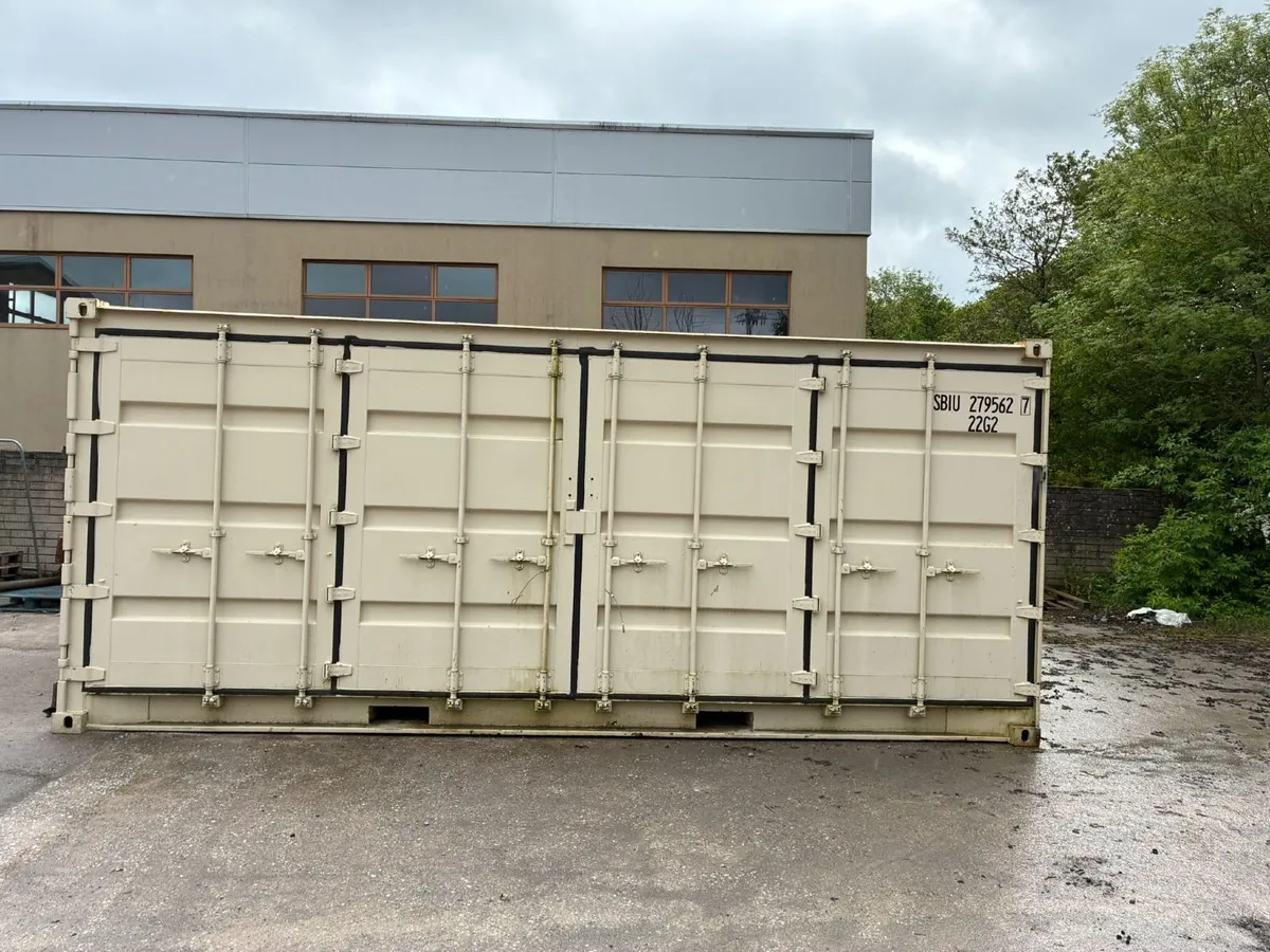 Premium 20ft Side Opening Container –Fully Powered - Image 4