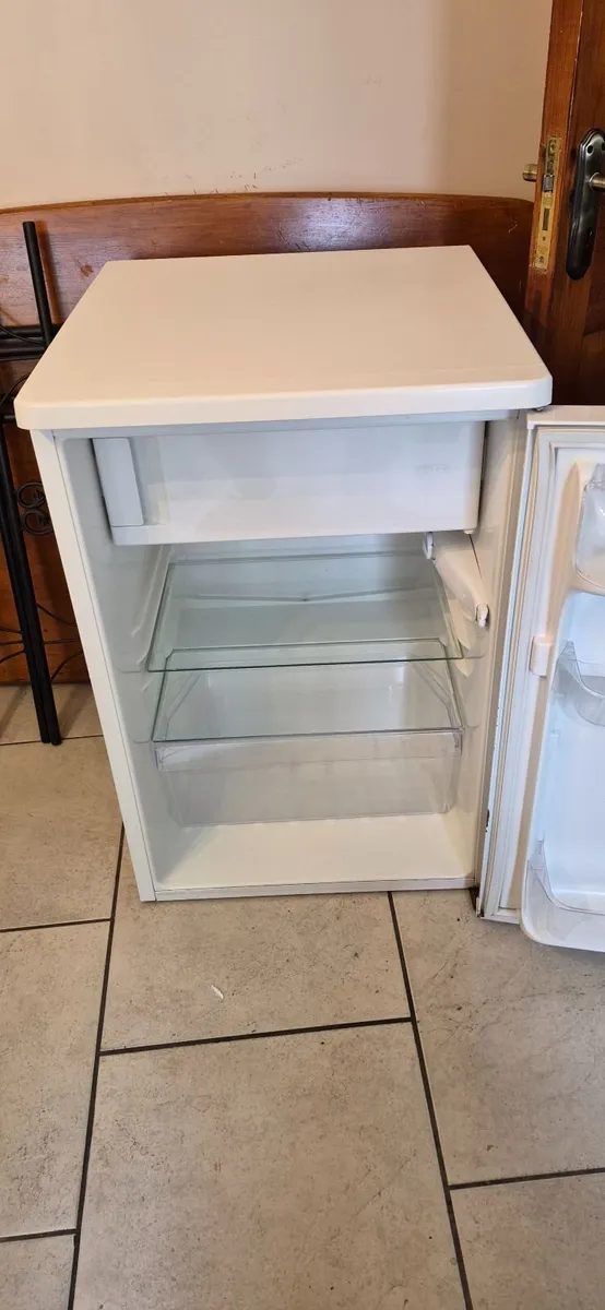Zanussi fridge - Image 4