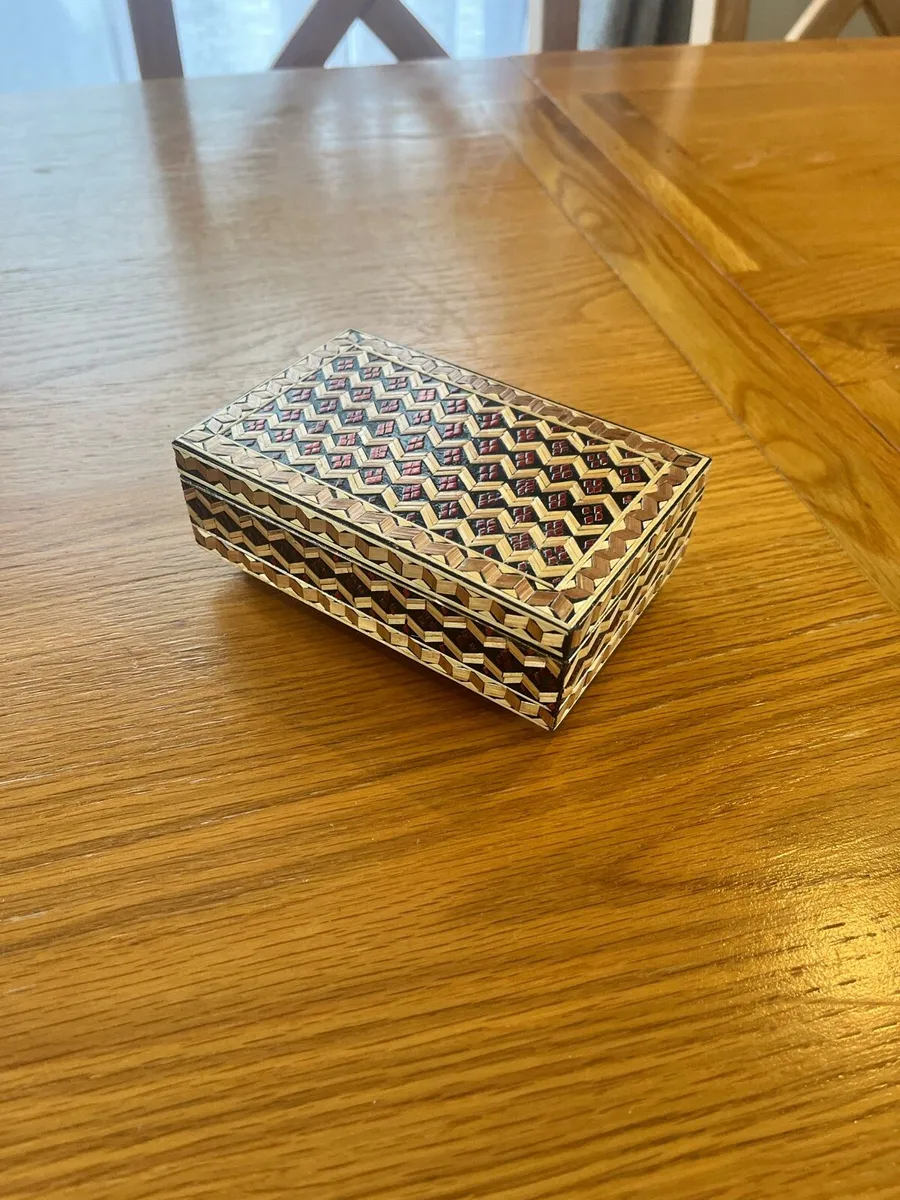 Vintage Eastern European Jewellery Box - Image 2