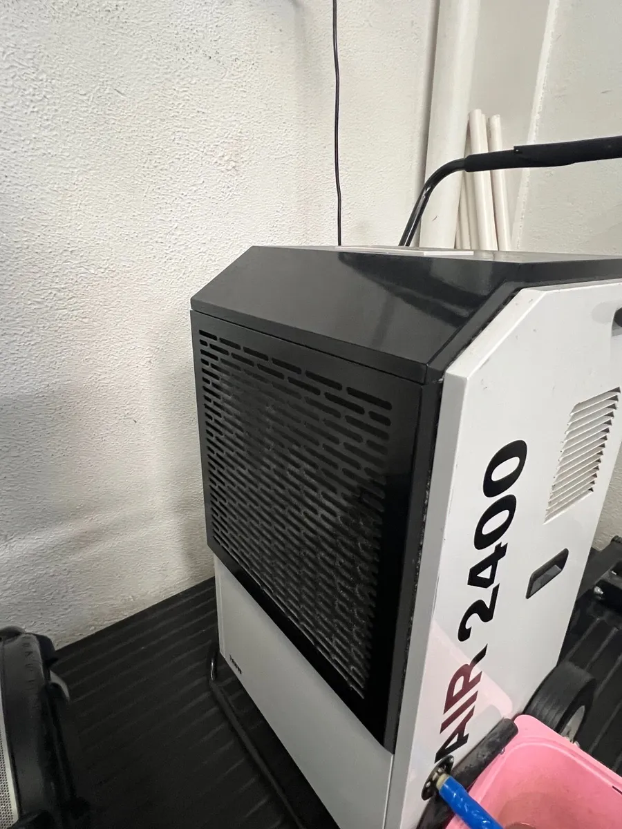 Commercial Dehumidifier - Image 2