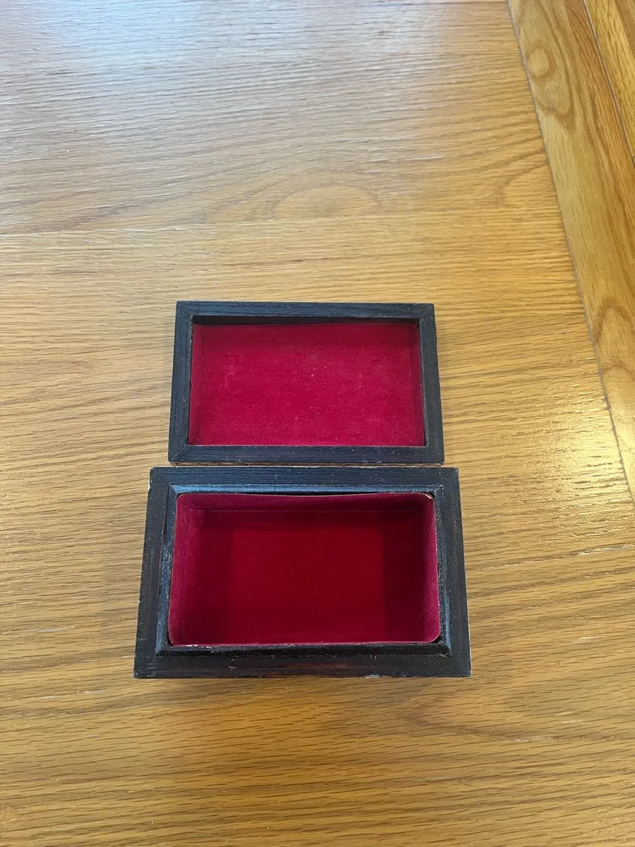 Vintage Eastern European Jewellery Box - Image 4
