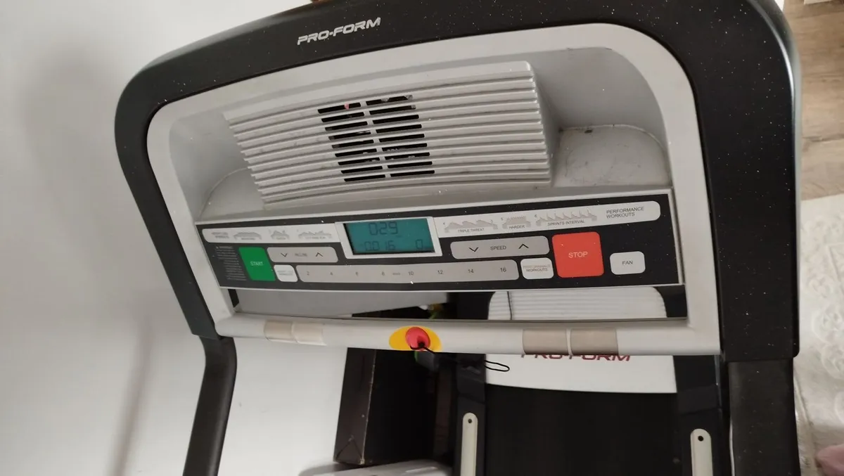 Treadmill (Pro-form) Electric with Fan - Image 4
