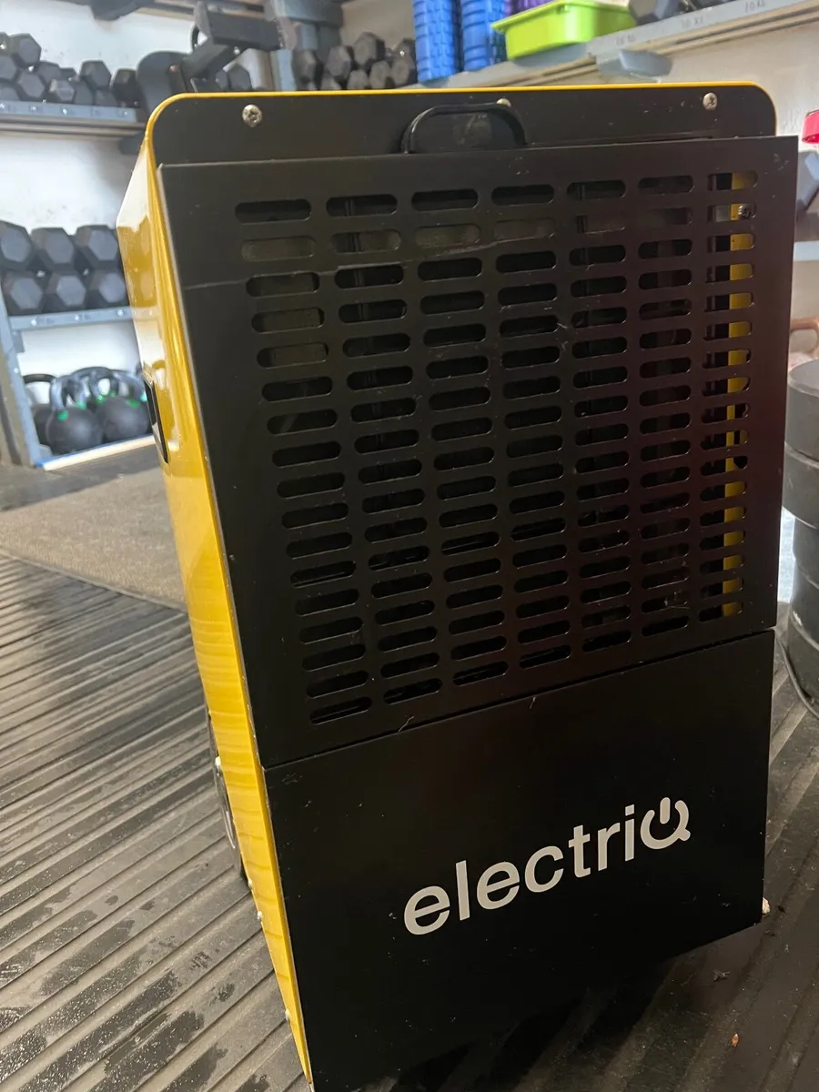 Commercial Dehumidifier - Image 2