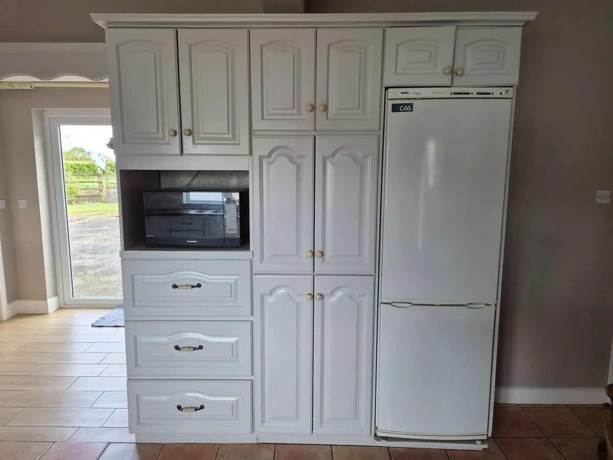 Solid Oak Kitchen - Image 4