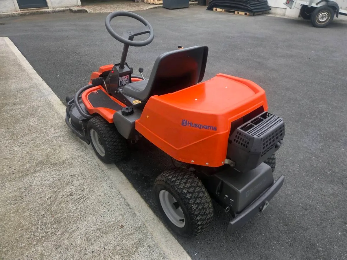 Husquvana lawnmower for sale - Image 2