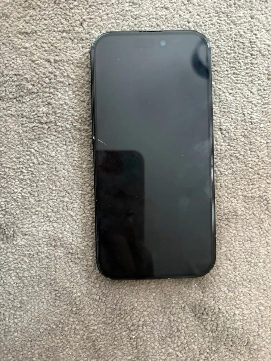 iPhone 15 - Image 2