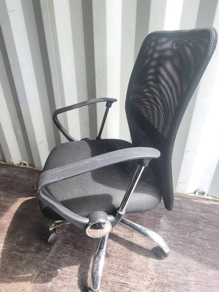 Office chairs - Image 2