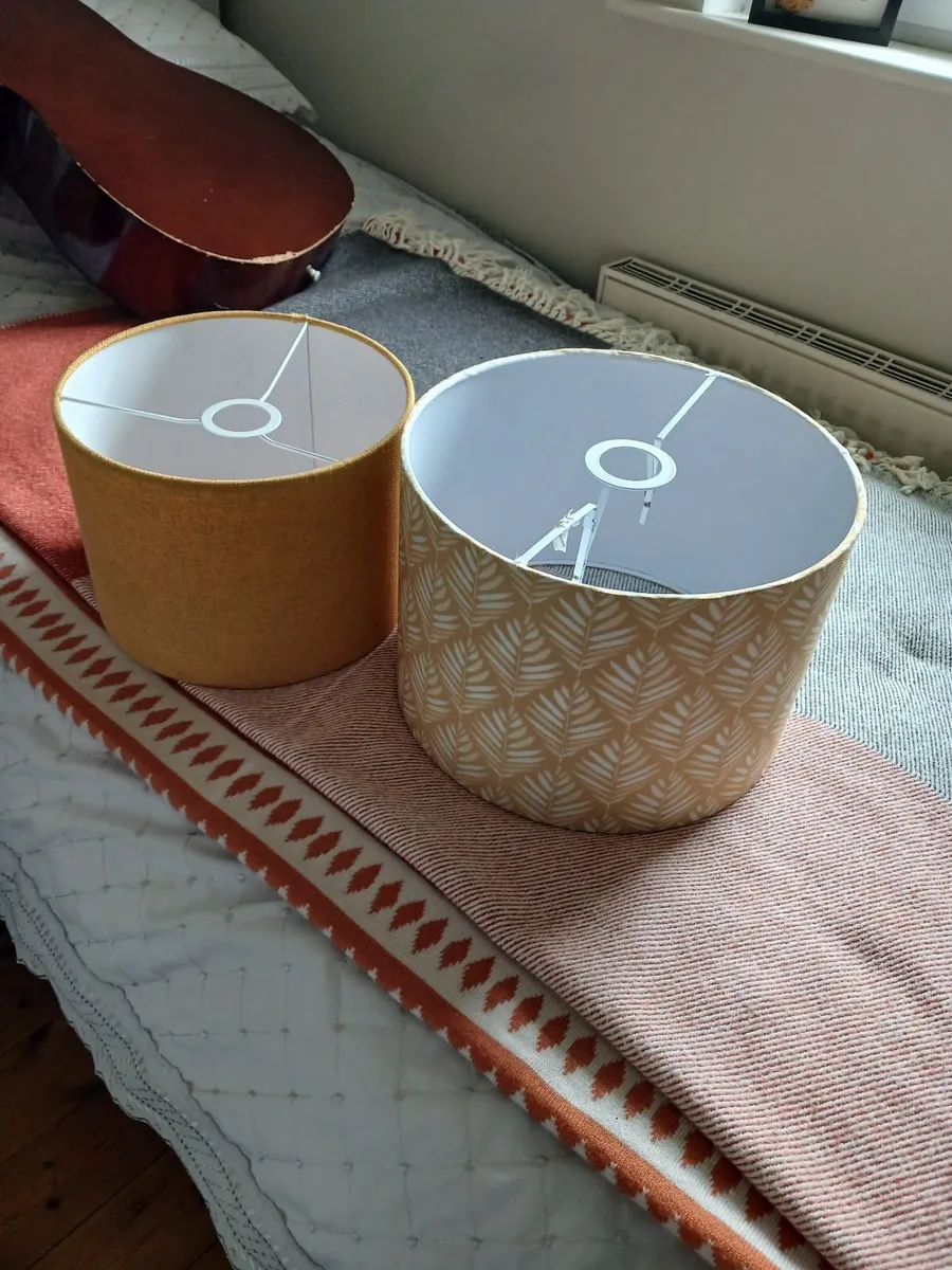 Light shades - Image 1