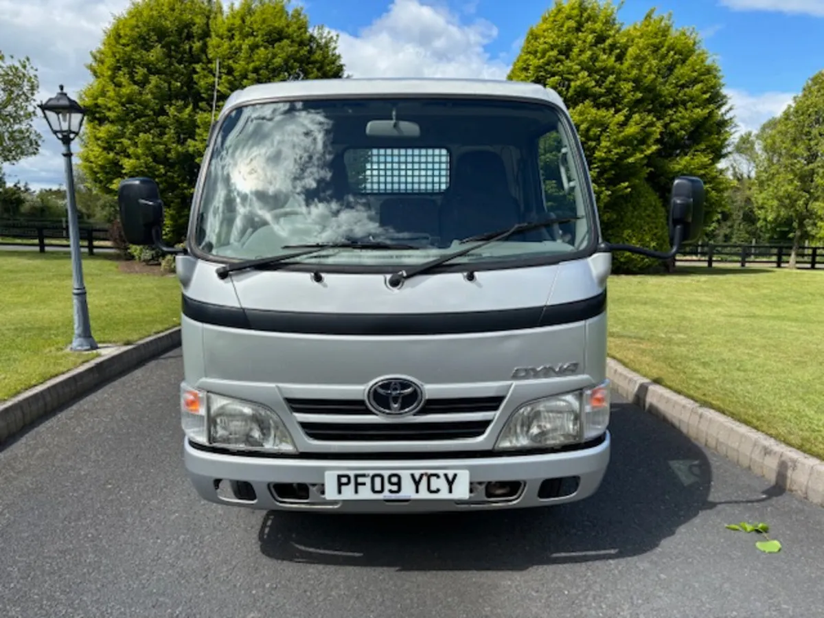 Toyota Dyna 2009 - Image 2