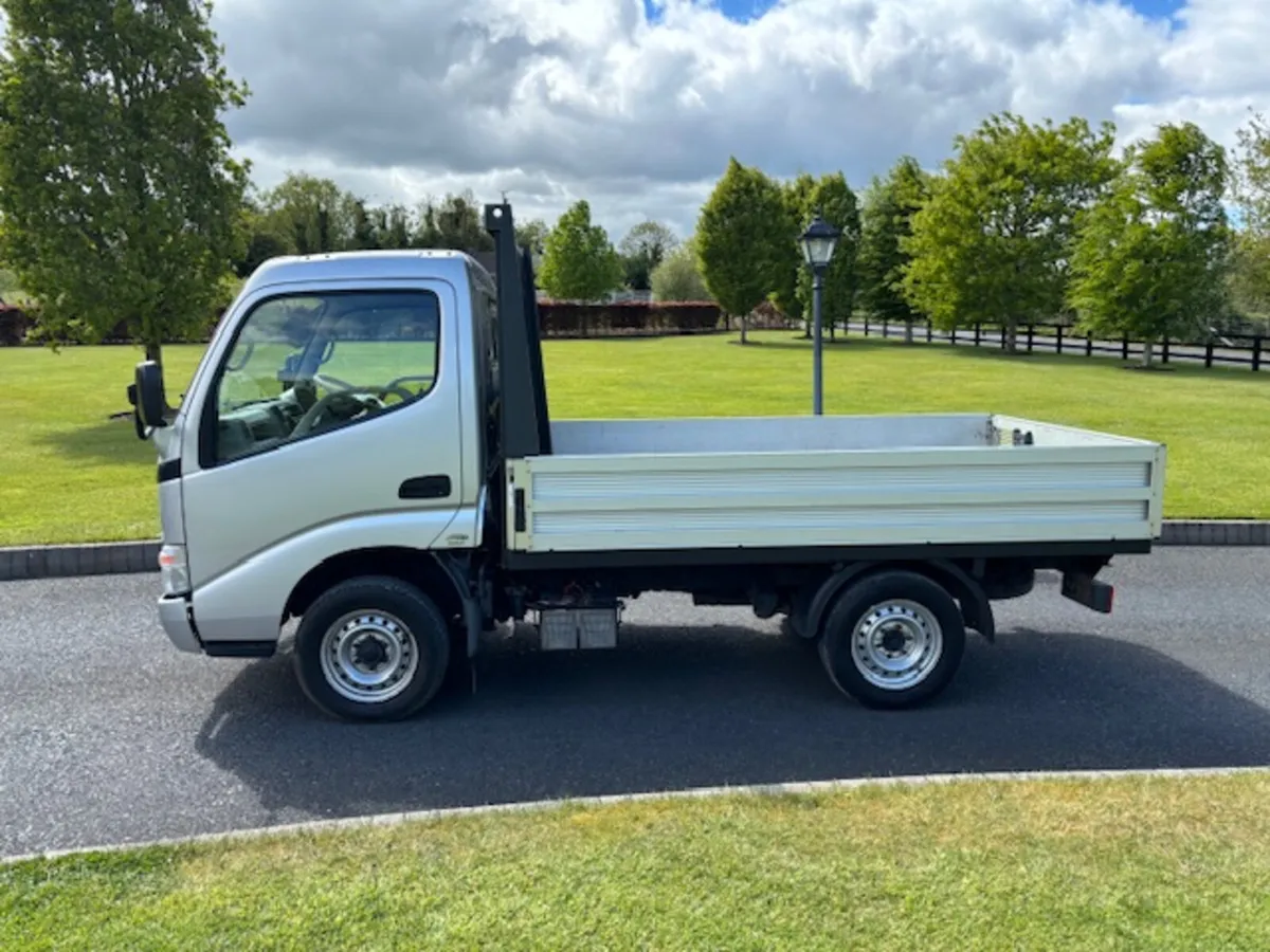 Toyota Dyna 2009 - Image 4
