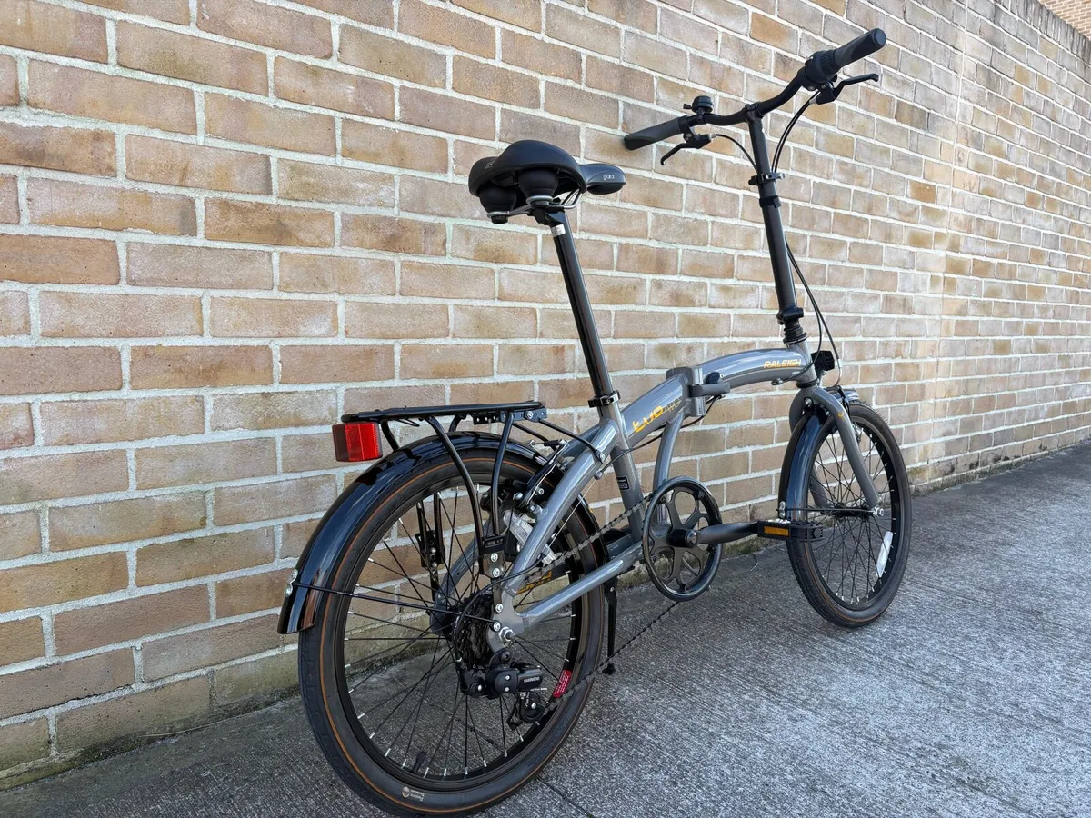 Raleigh Evo Two Folding Bike - Image 2