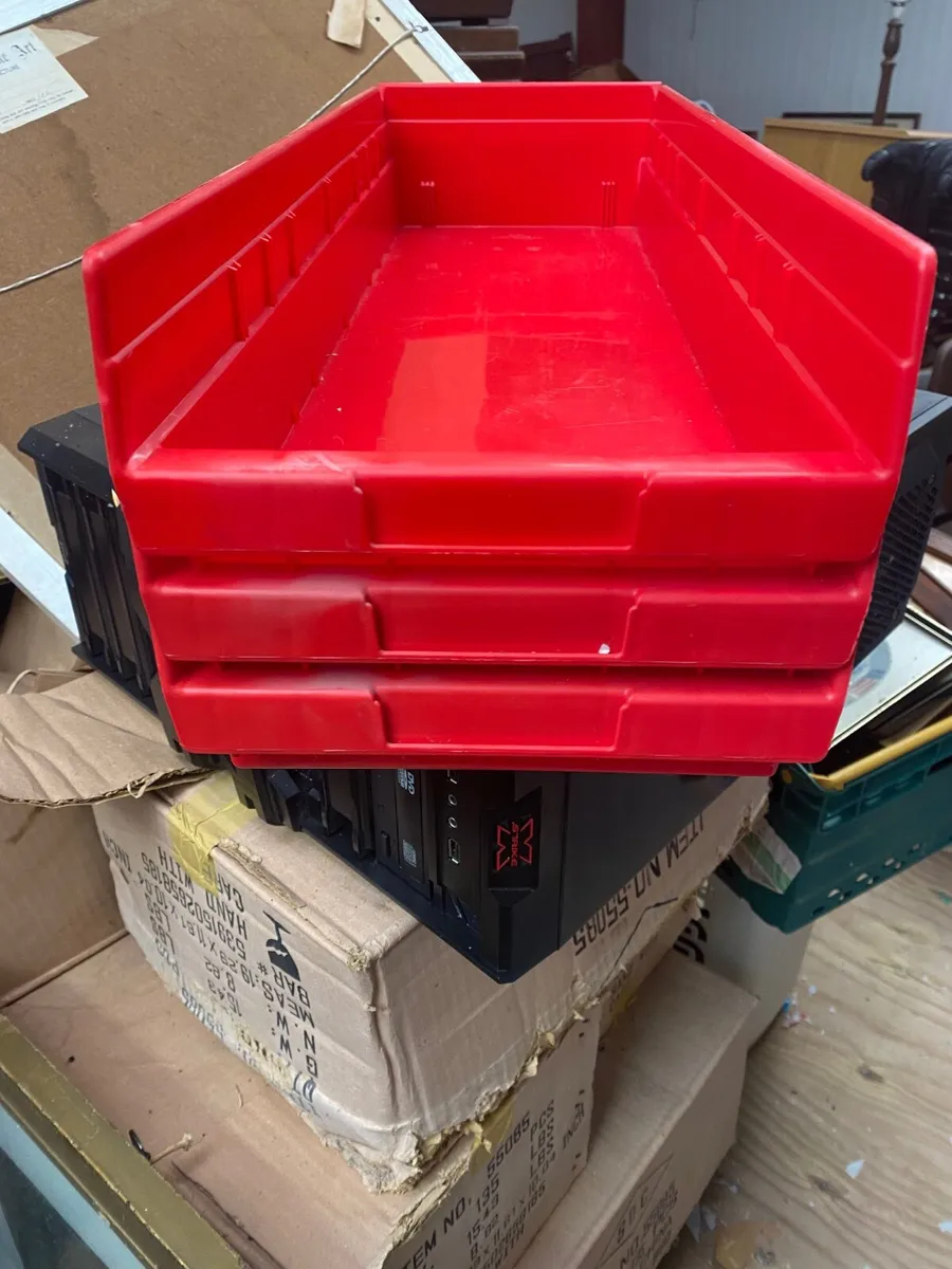 Plastic storage bins - Image 1