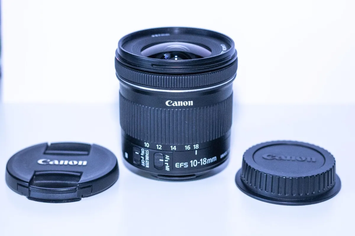 Canon EF-S 10-18mm f/4.5-5.6 IS STM - Image 1