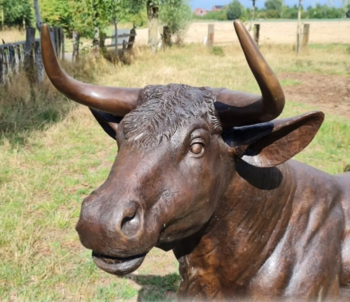 Life size Bronze bull statue - Image 2