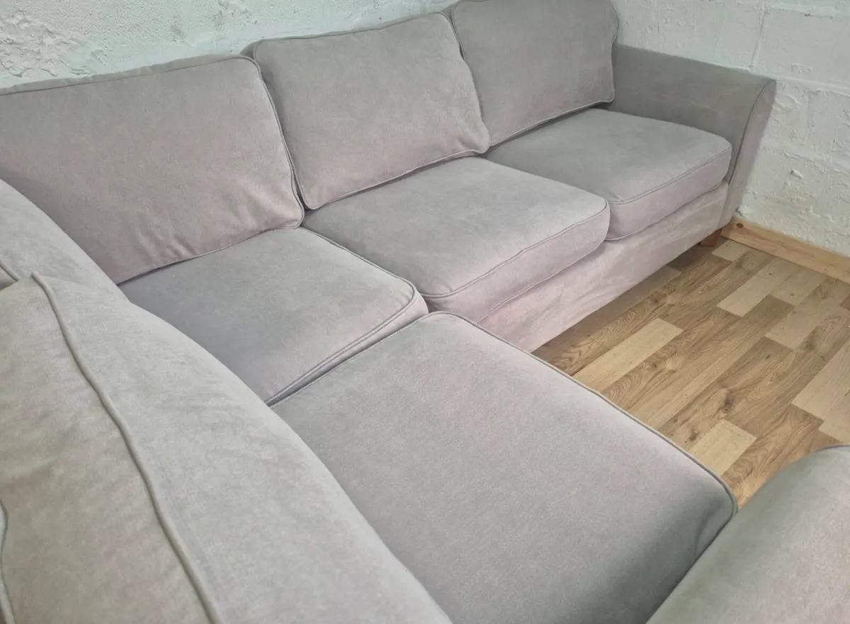 Corner sofa ,Dublin Delivery - Image 3