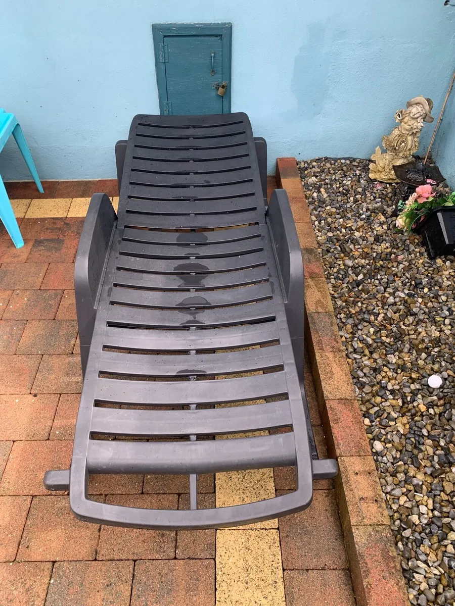 Lounge chair - Image 2