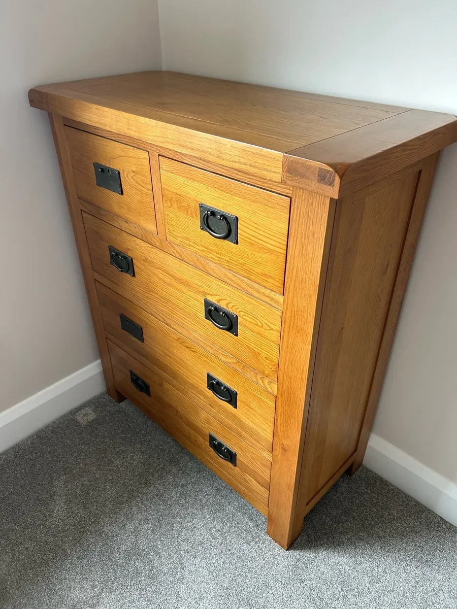 Chest of Drawers
