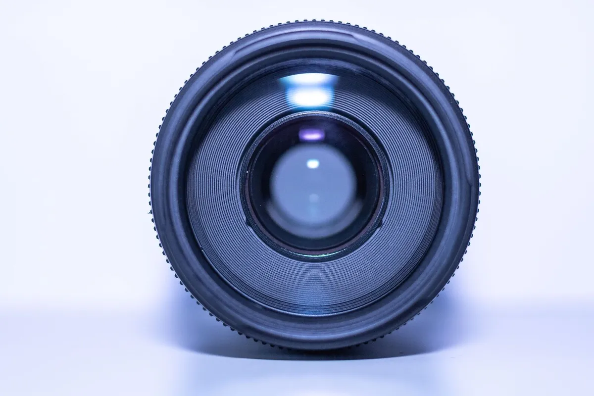 Canon EF 75-300mm f/4-5.6 III Telephoto Zoom Lens - Image 4