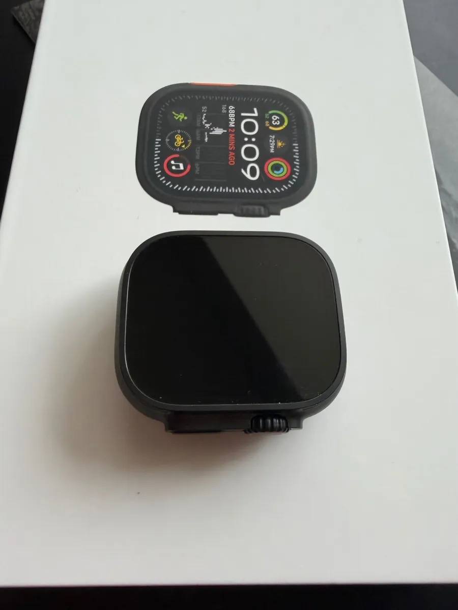 Apple Watch Ultra 2 49mm Black Titanium - Image 4