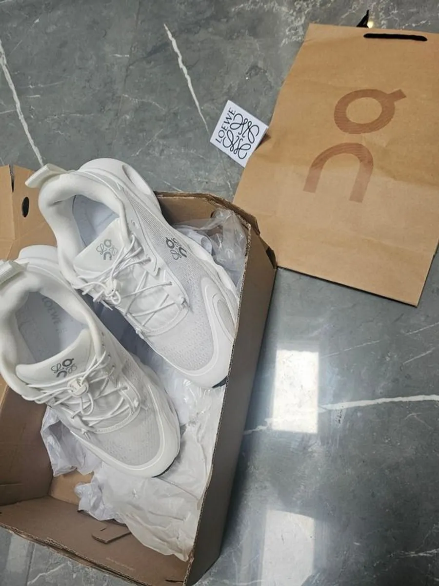 Runners - Image 3