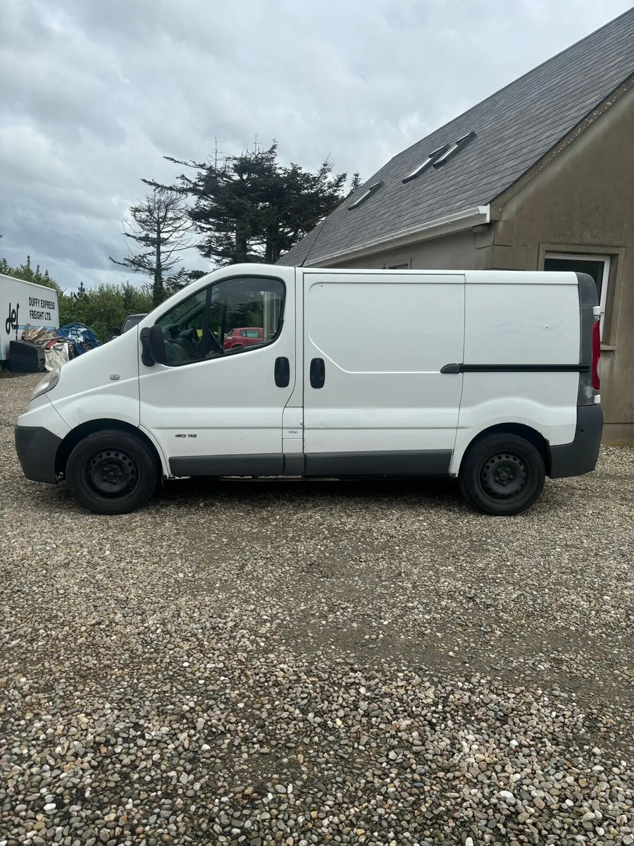 2012 Renault traffic 2.0 115bhp - Image 4