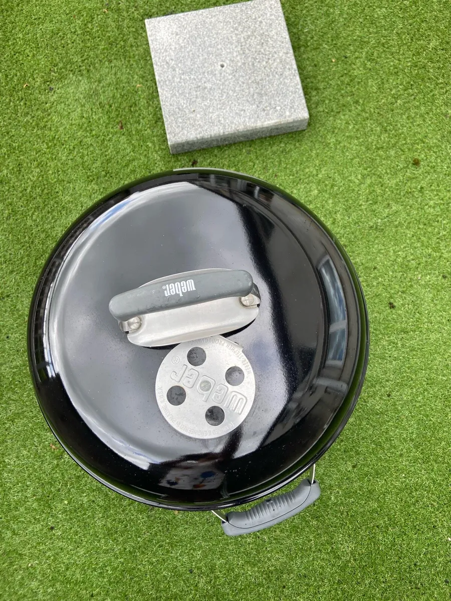 Weber Compact BBQ + Chimney Starter + BBQ tool set - Image 3