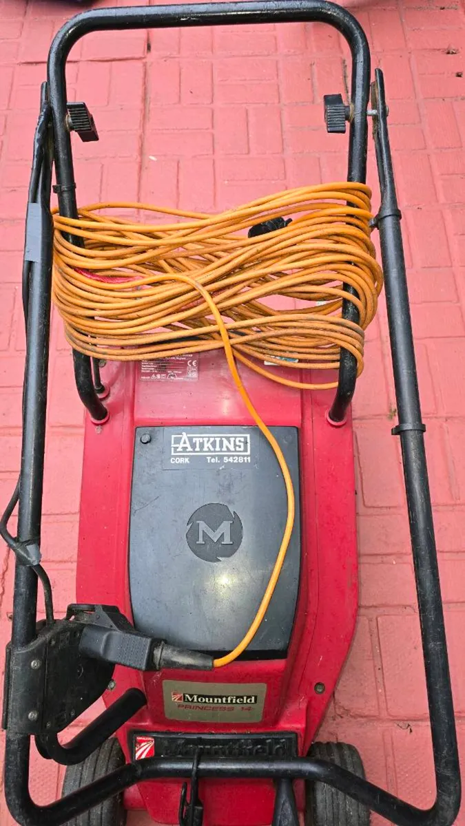 Electric Lawnmower - Image 1