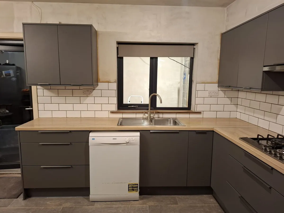 Kitchen - Image 2