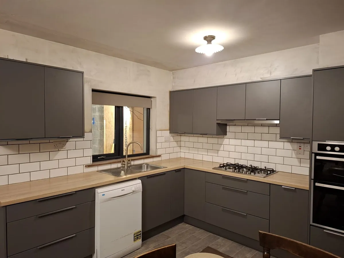 Kitchen - Image 3