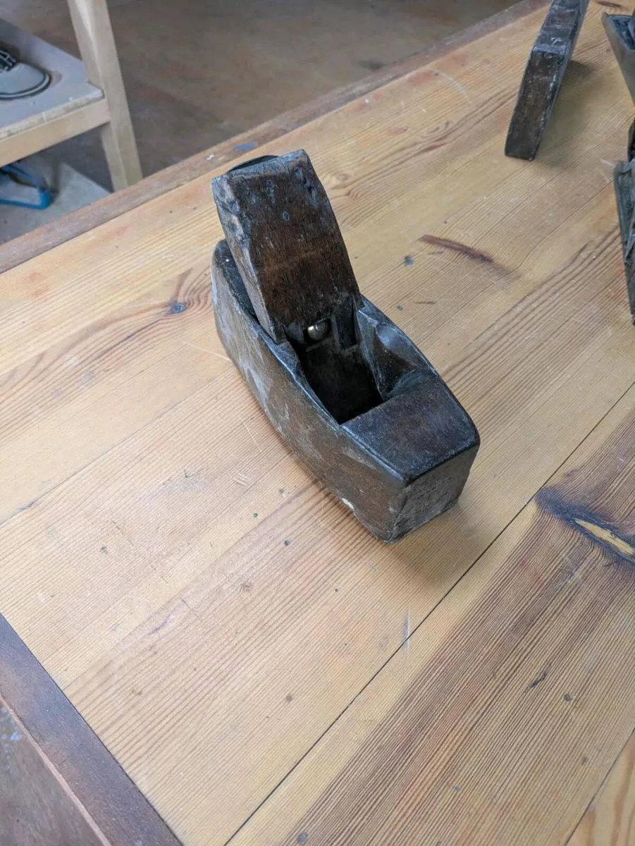 Old wooden hand plane - Image 3