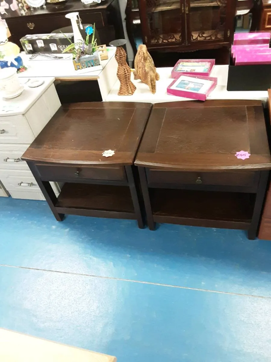 BEDSIDE TABLES - Image 1