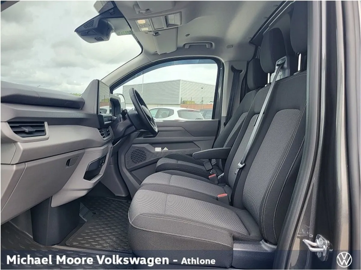 Volkswagen Transporter HL LWB30 2.0TDI 150BHP A7F - Image 4