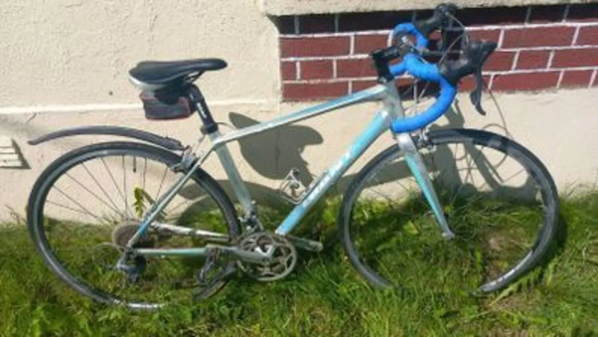 Road bike - Image 1