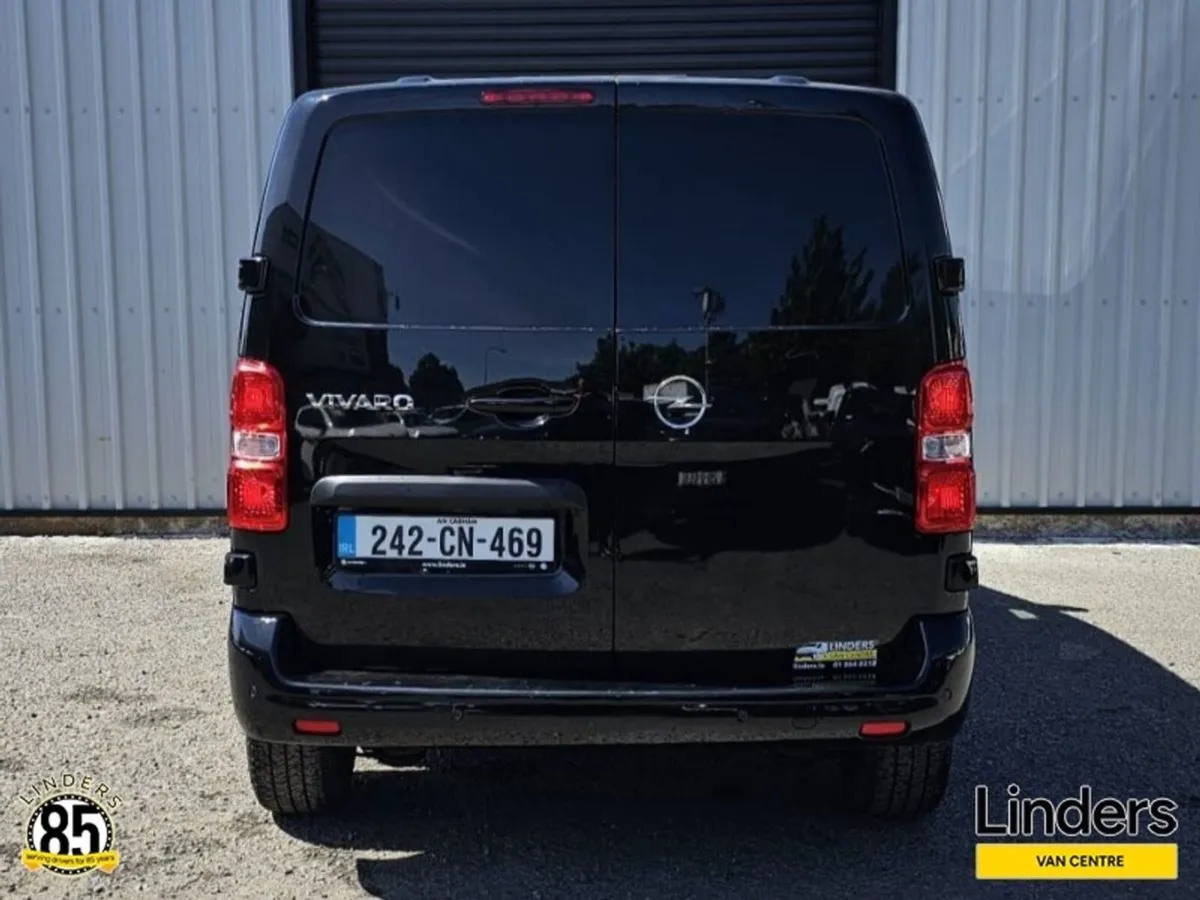 Opel Vivaro MWB SPORTIVE - VERY CLEAN - Image 3