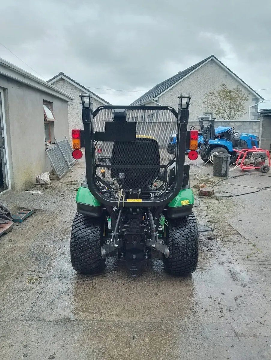 John Deere 1026 R - Image 2