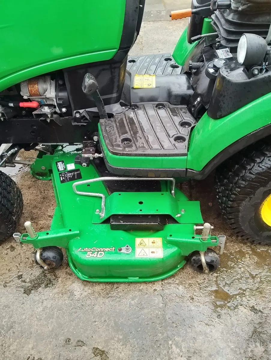 John Deere 1026 R - Image 3