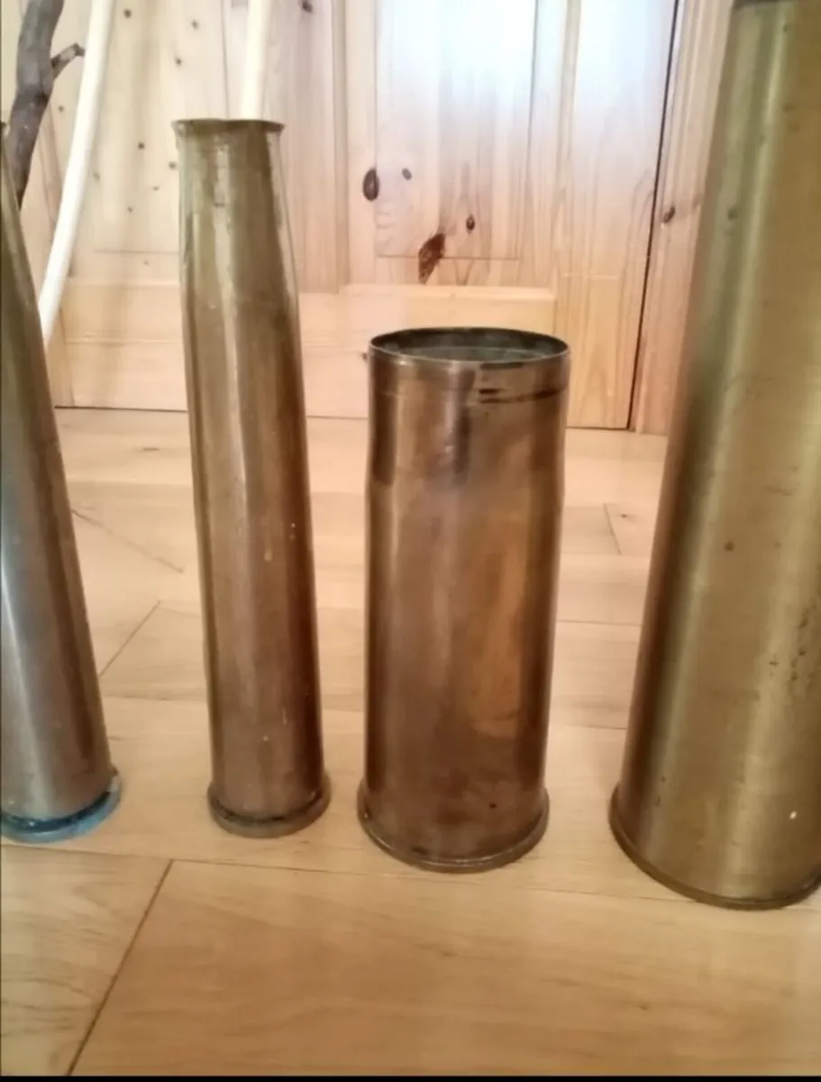 5 Original Heavy Brass Army Shells... - Image 3