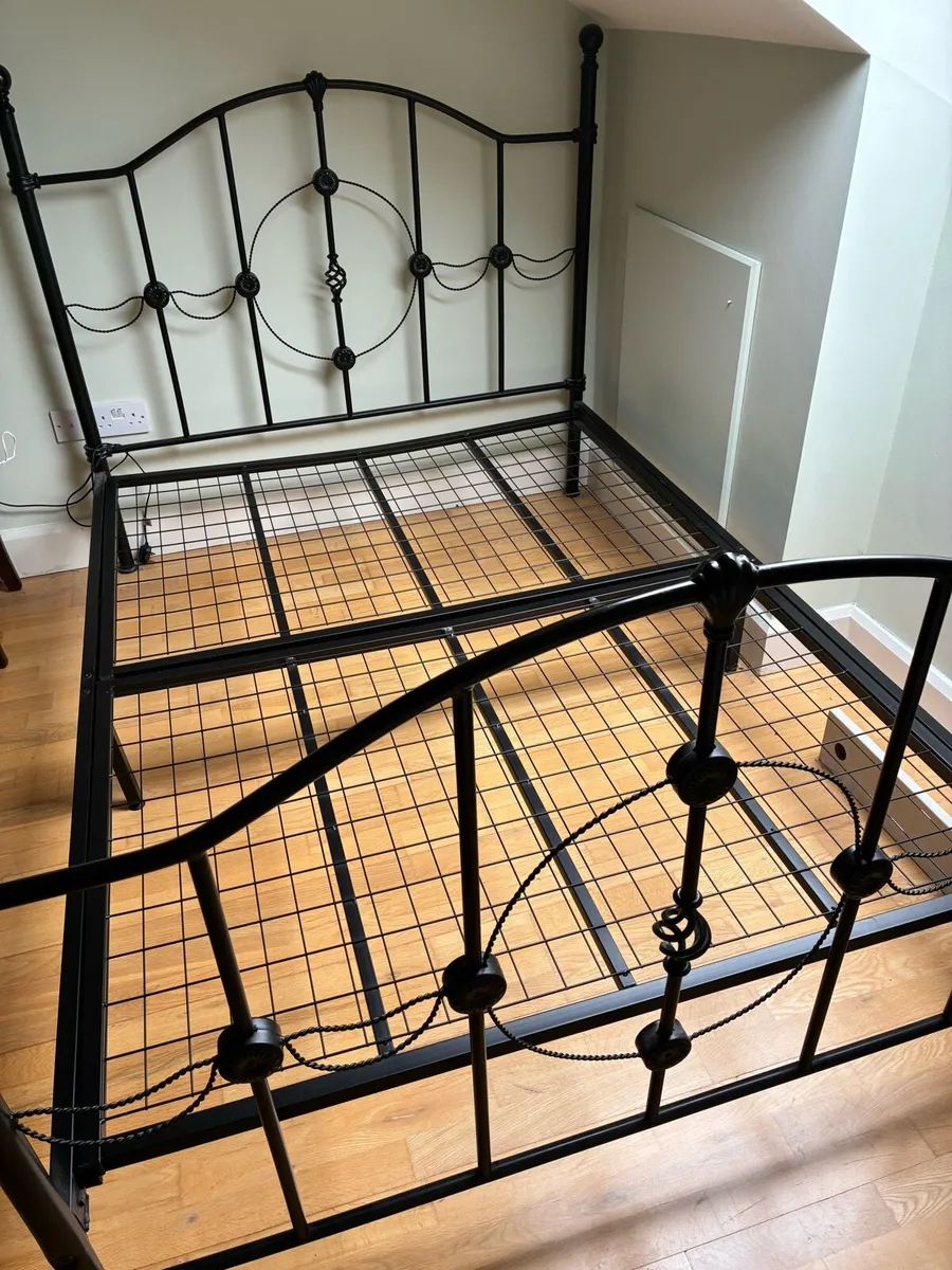 4ft 6 Double Bed - Image 2