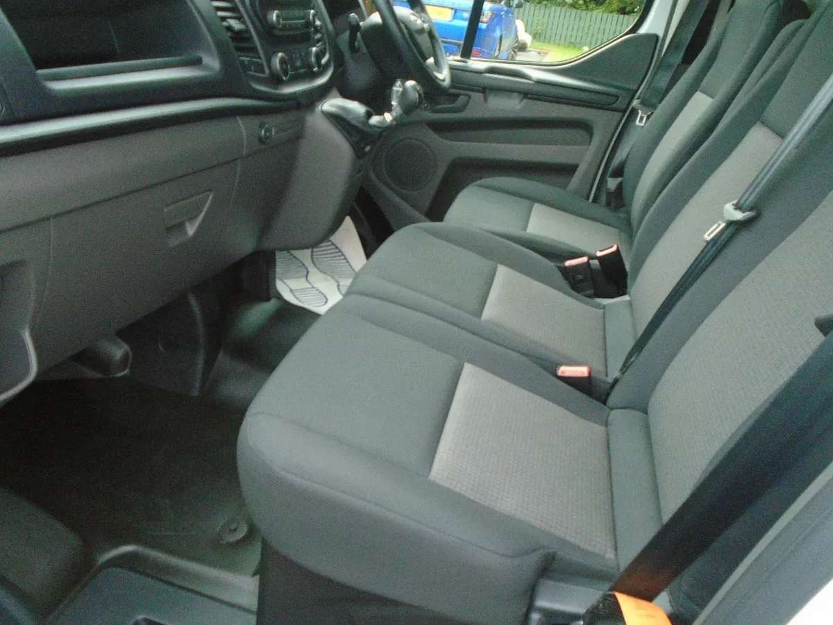 2021 Ford Transit Custom SWB FR - Image 4