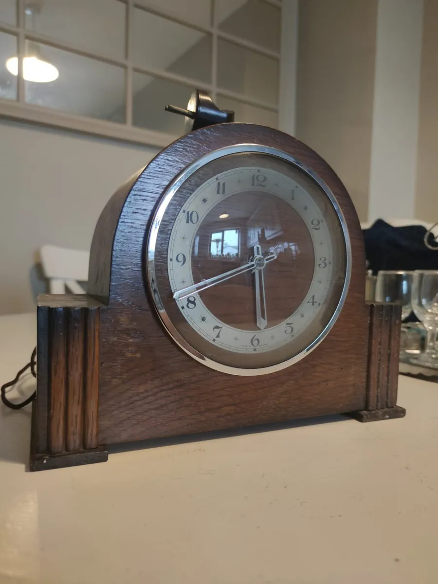 Vintage mantle clock - Image 1