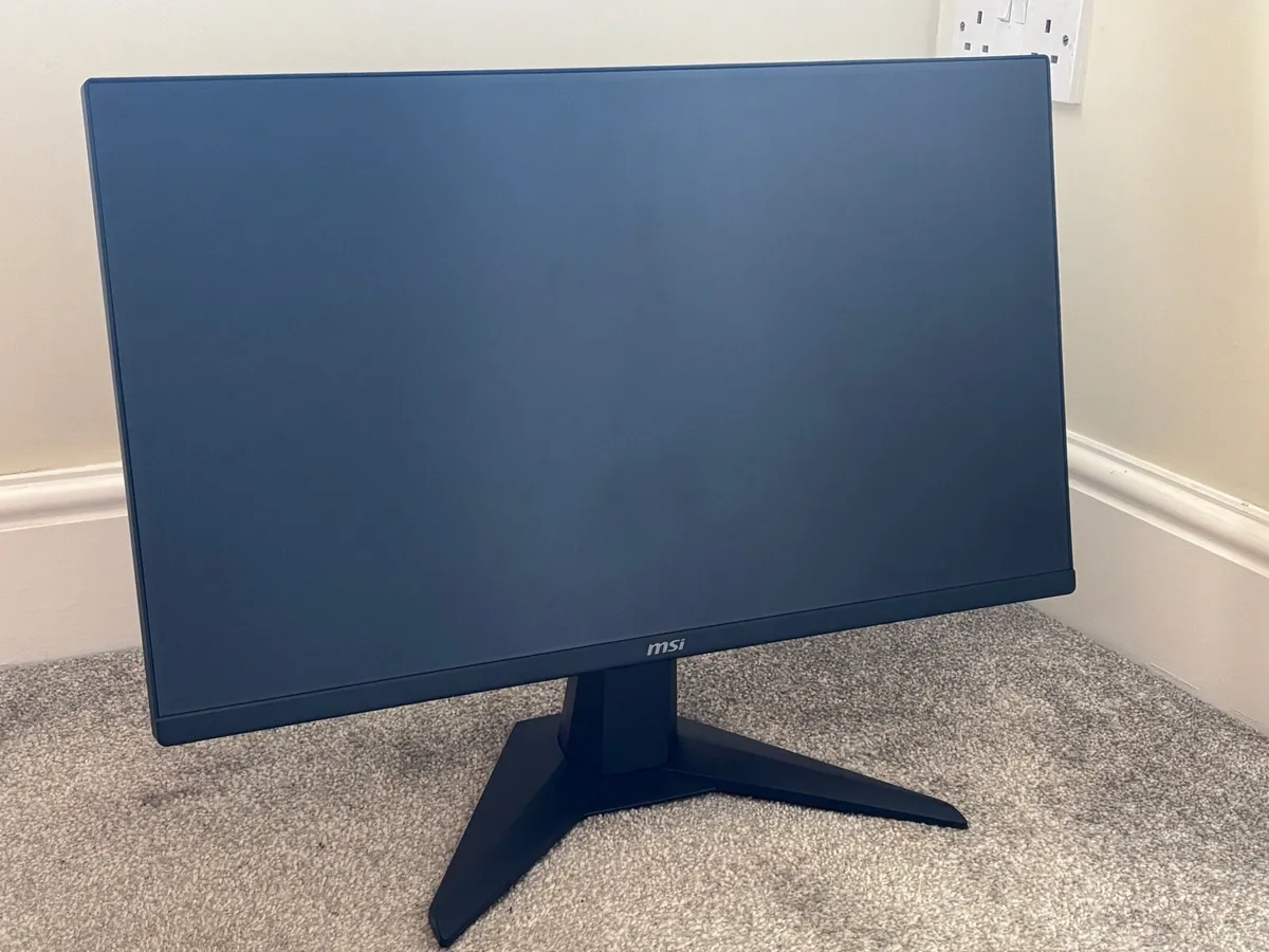 200hz Gaming Monitor - Image 1