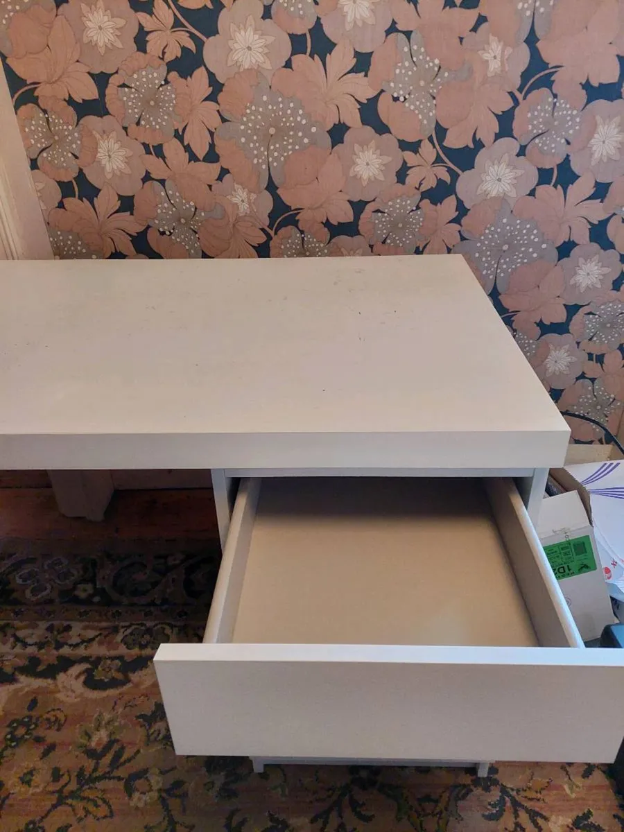 Office Desk - Image 3