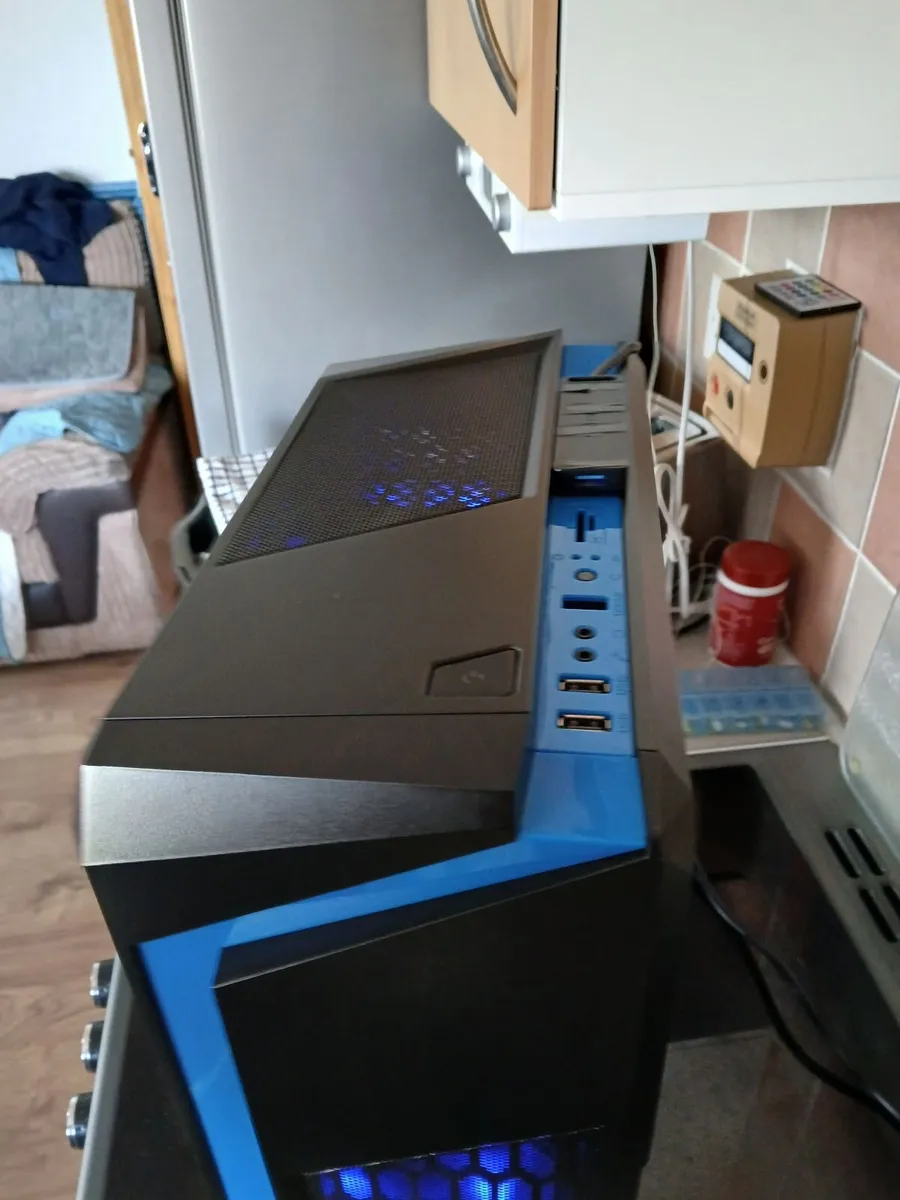 Gaming pc iPad + gaming graphic card 3 in 1 - Image 4