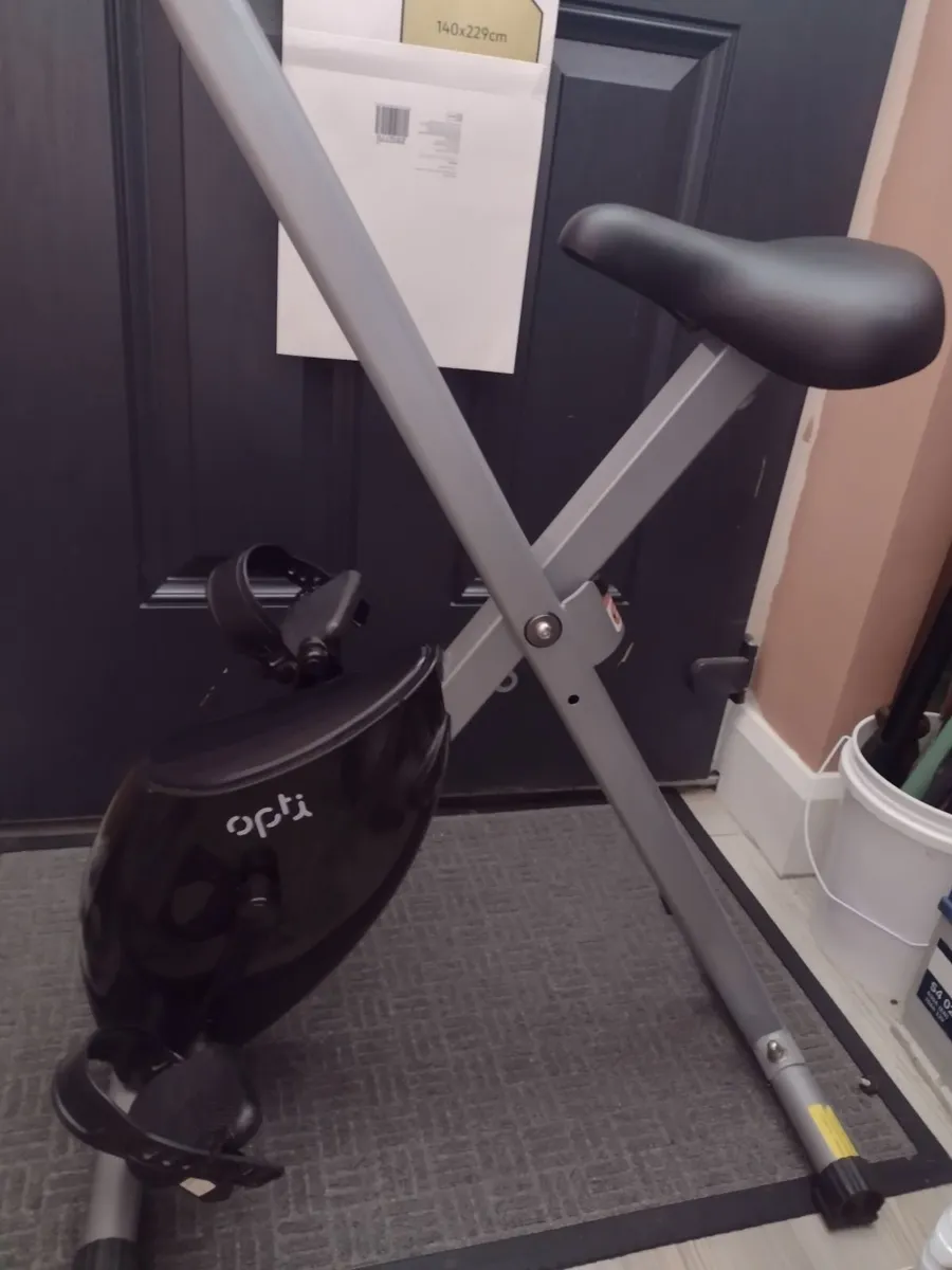 Foldup  exercise bike - Image 1