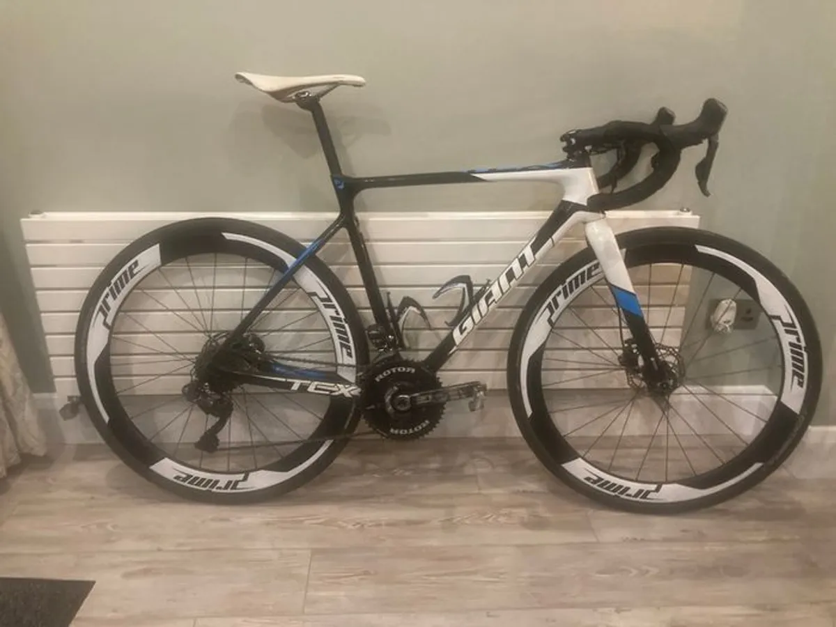 Giant TCX Advanced Pro 1 Cyclocross Bike - Image 1