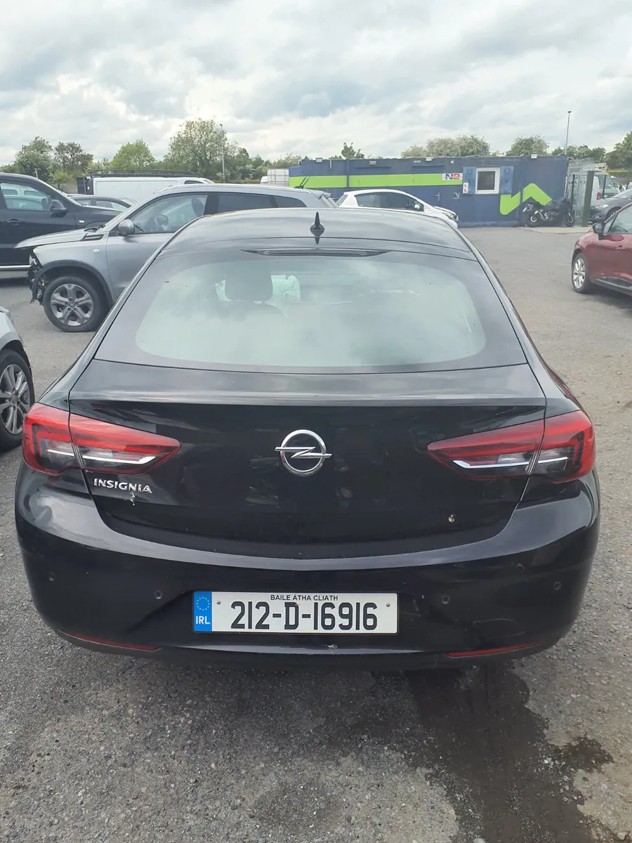 Opel insignia 212D runs and drives - Image 3
