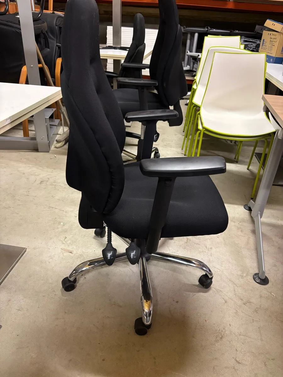 Managers chair high back - Image 4