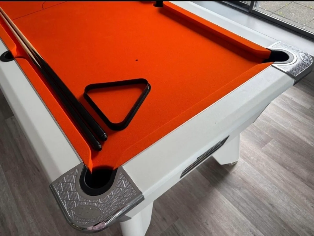Pool table - Image 3