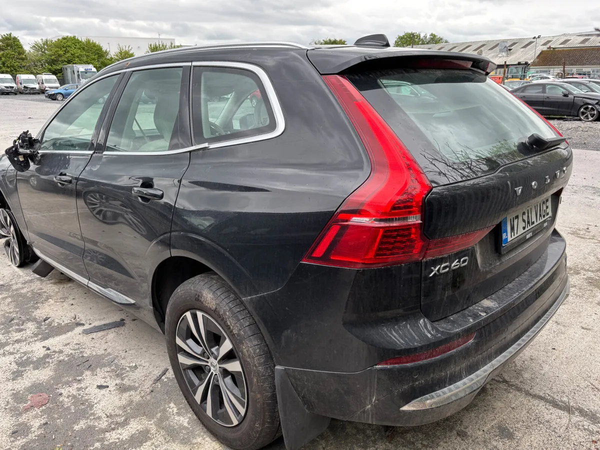 22 XC60 Inscription NCT 2/28 Plug in hybrid 80 km - Image 4